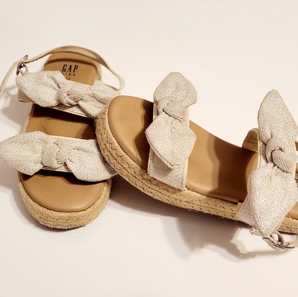 Gap Kids Girls Sandals - Picture 7 of 7